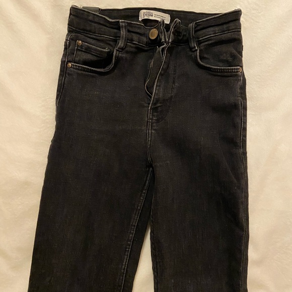 ZARA JEANS, Size 4 - Picture 3 of 8